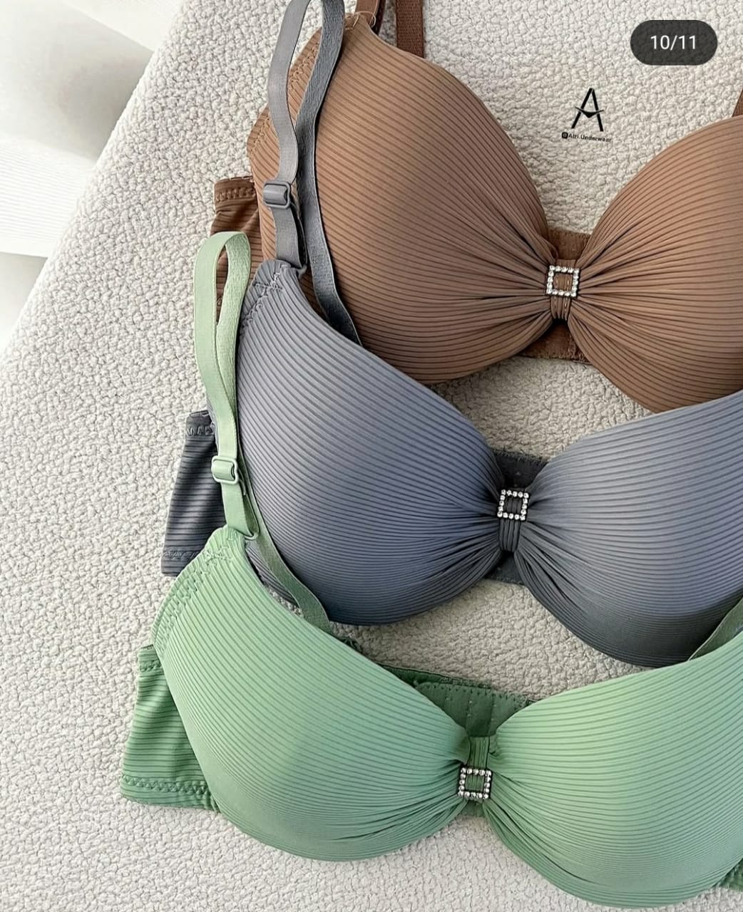 Soft Ribbed Lift Bra