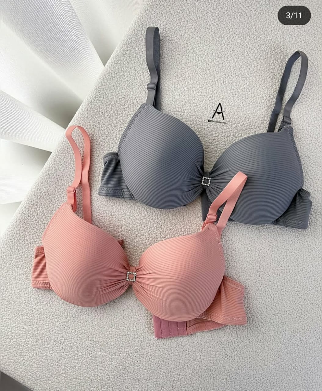 Soft Ribbed Lift Bra