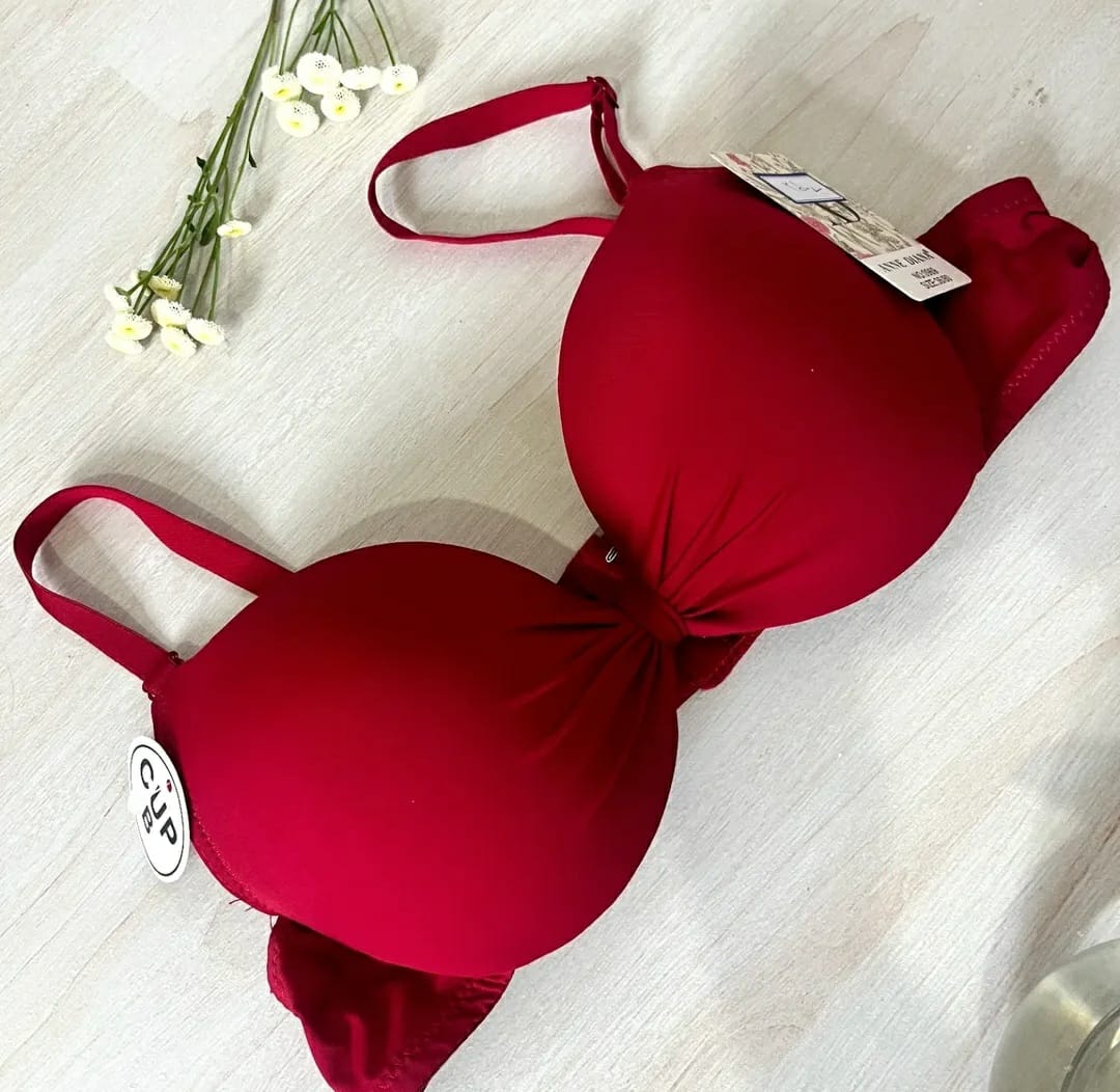 USA-Quality Ribbed Bra with Luxurious Finish