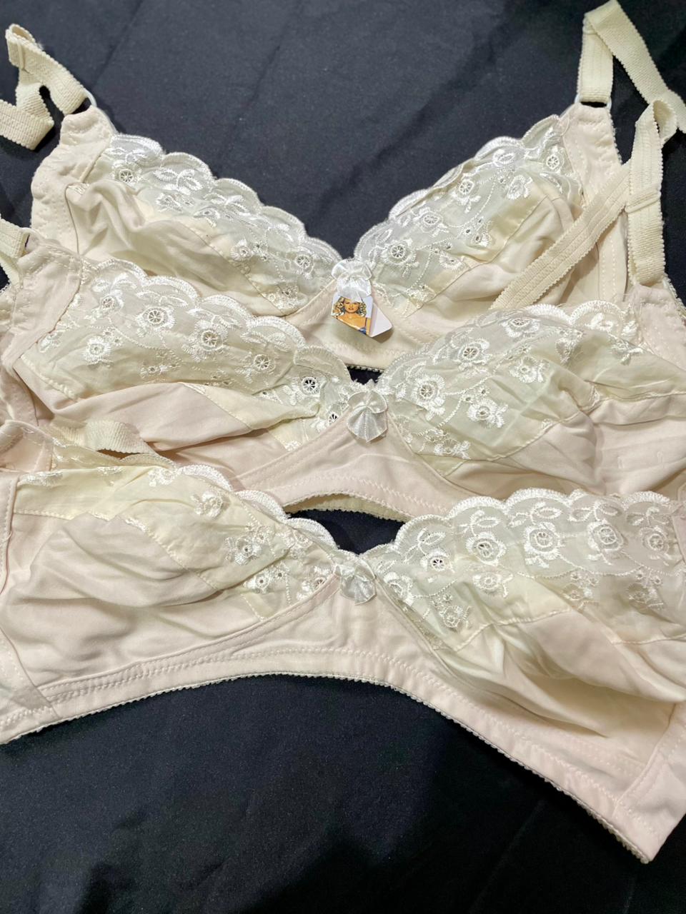 PACK OF 2 PIECES IMPORTED FLORAL BRAs
